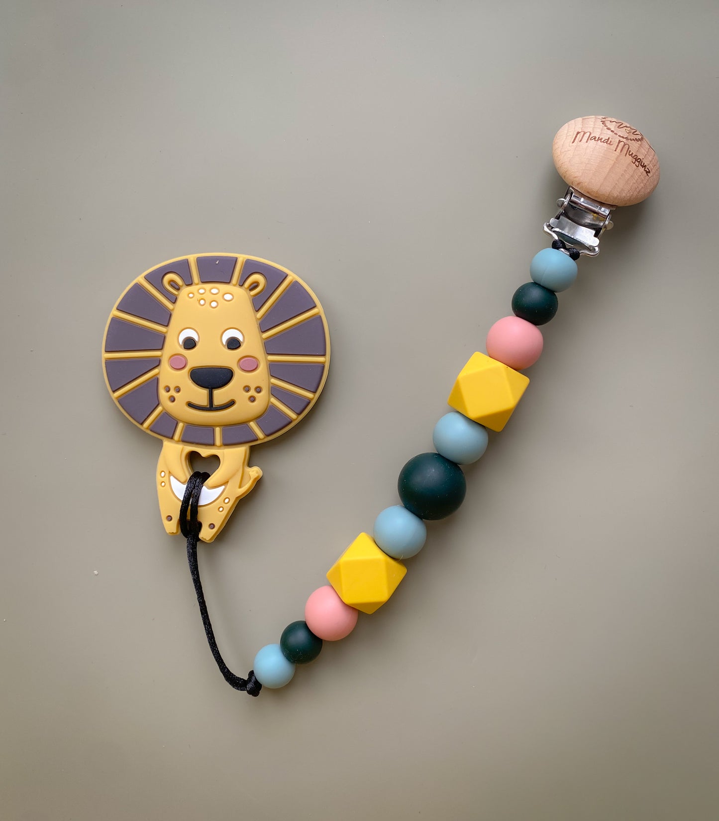 Lion Teether + Clip